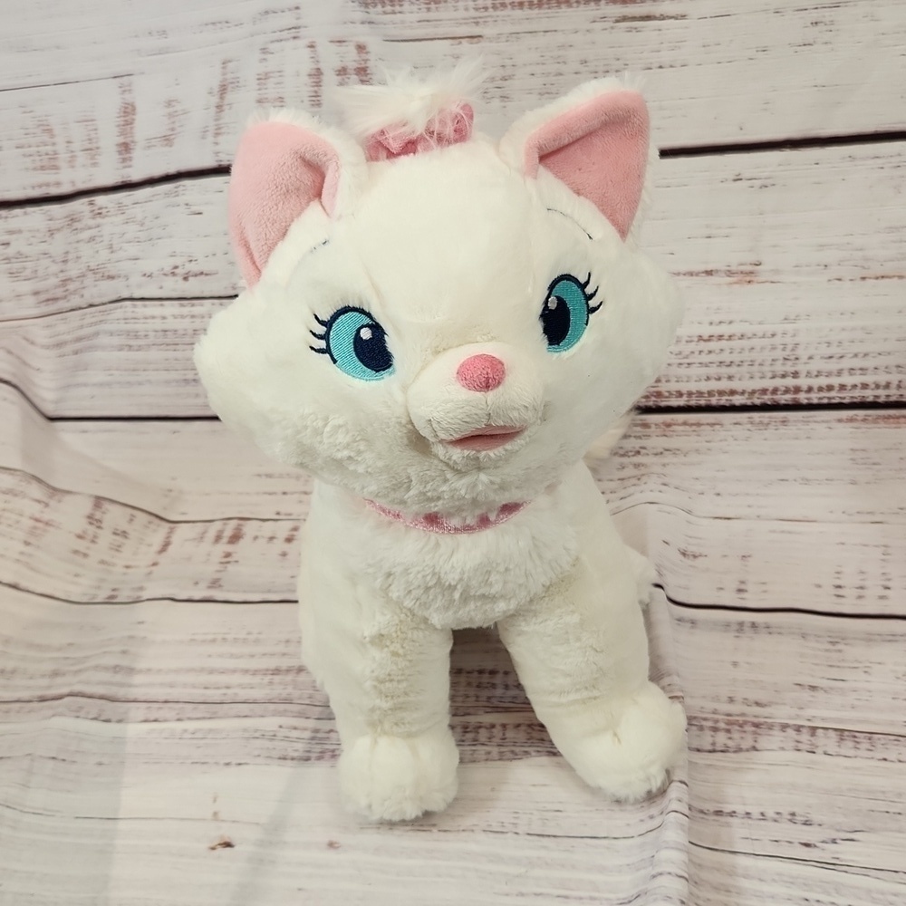 Disney Store Marie/cat from the Aristocats plush